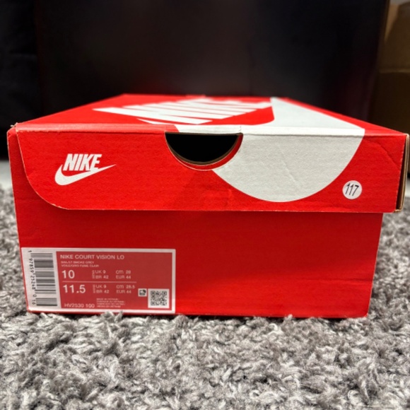 NEW Nike Court Vision Low Men's Size 10 Salt/LT Smoke Grey Style HV2530-100 - Picture 6 of 7